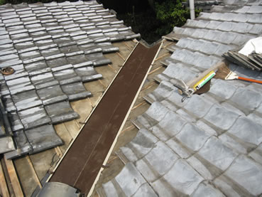 (3) 谷にステンレスの板を敷く